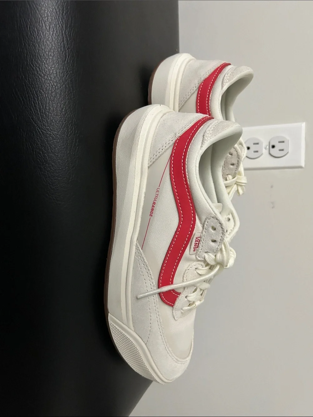 Vans Ultrarange Cream and Pink Casual Sneakers 8